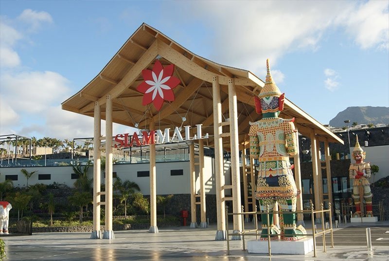 Costa Adeje things to do - Siam Mall