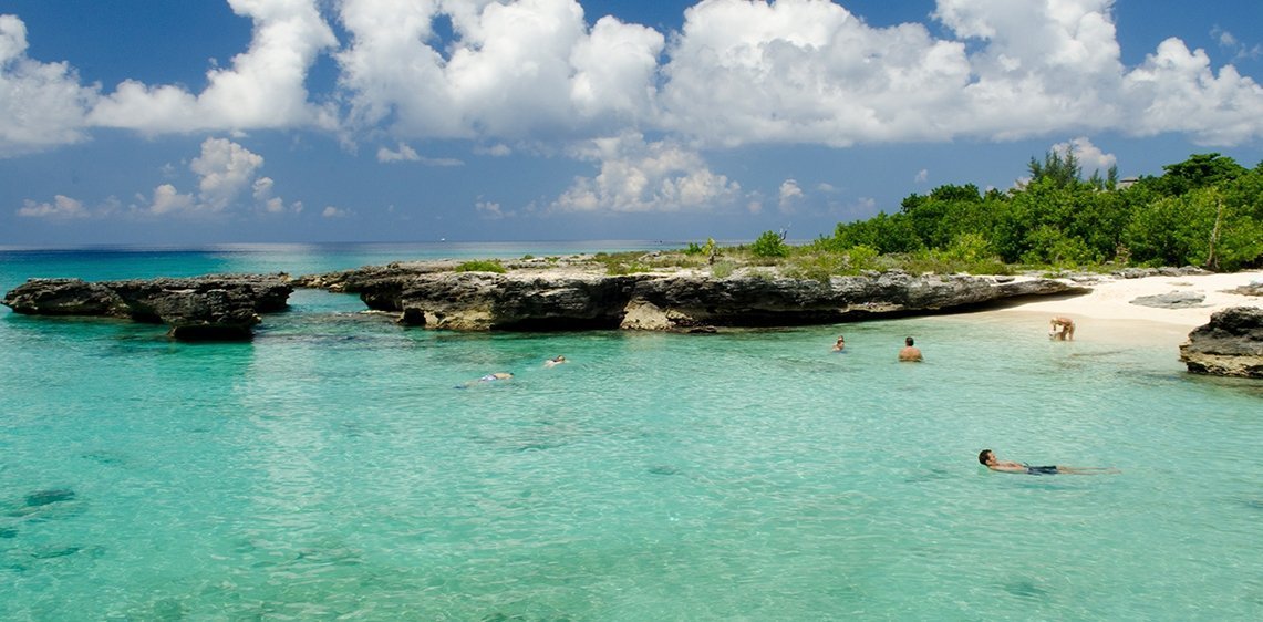 Things to do in the Cayman Islands - Smith Cove
